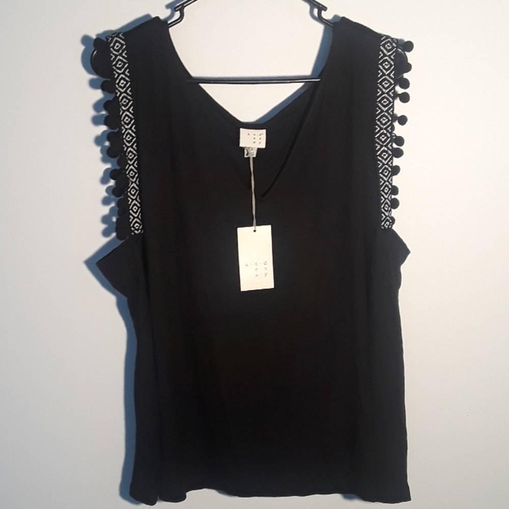 A.N.D. Away New Sleeveless Top - Picture 8 of 8